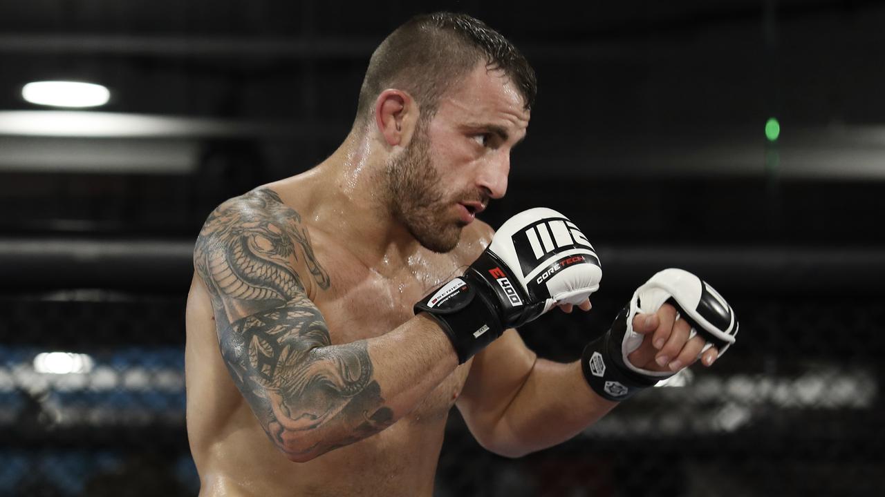 Brad Riddell calls for a fight at UFC 245 in Las Vegas