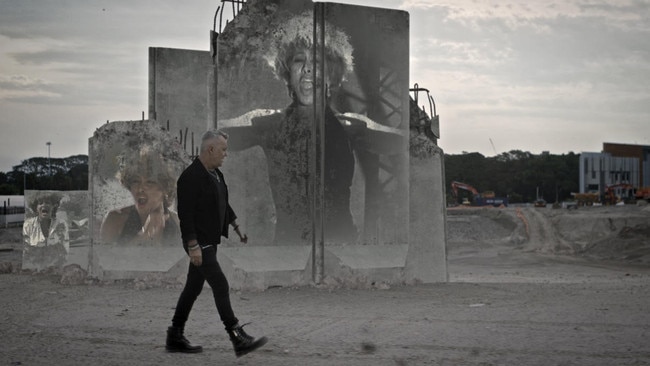 Tina Turner’s classic clip is revisited as Jimmy Barnes takes a walk through the SFS ruins.