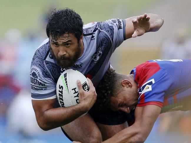 Peta Hiku in action for the Warriors against Newcastle last night. Picture: AAP Image/Darren Pateman