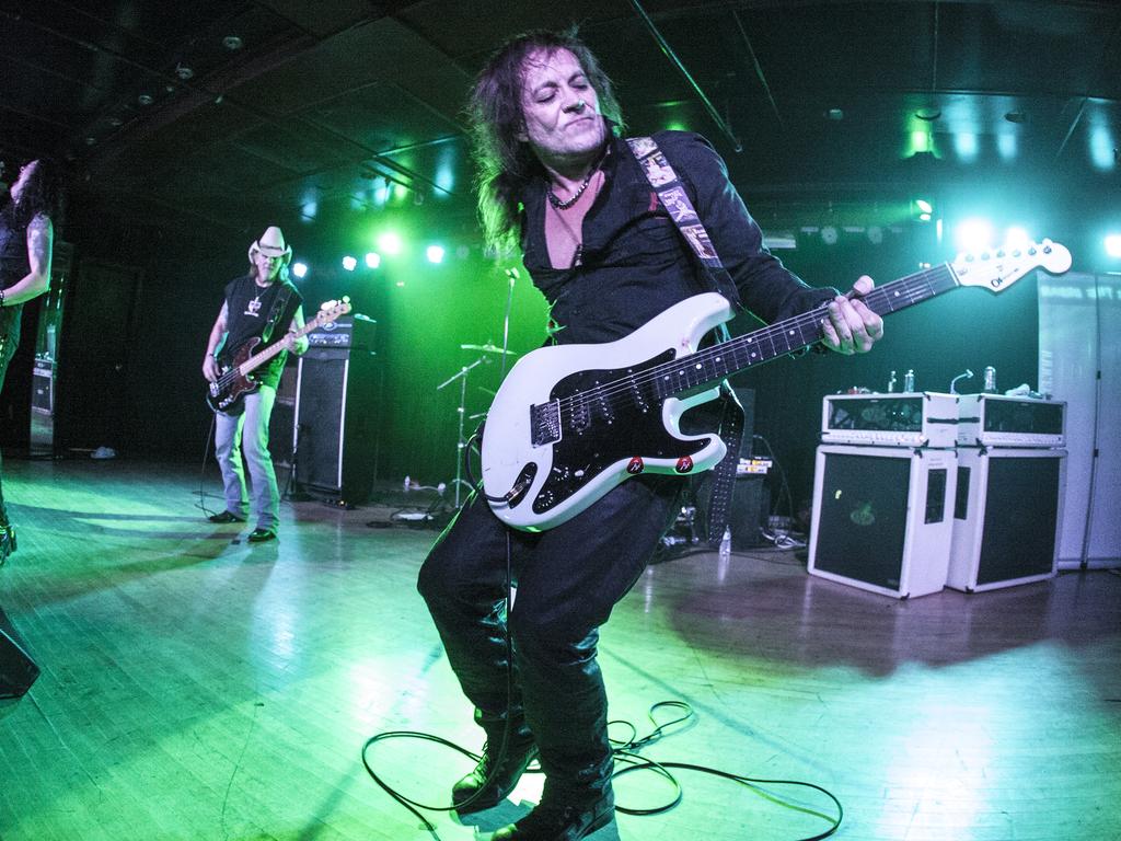 Guitarist Jake E Lee was shot multiple times while walking his dog in Las Vegas this week. Picture: Bill Tompkins/Getty Images