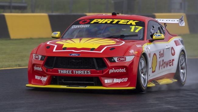 Dick Johnson Racing No. 17 Ford Mustang driven by Will Davison during the Supercars official test day at Sydney Motor Sport Park. Photo: Mark Horsburgh