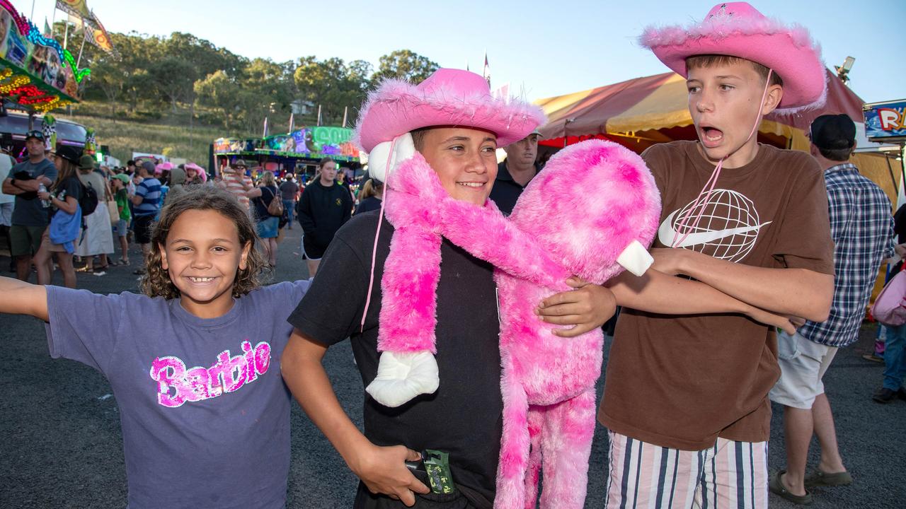 Norah Munn, Oliver Munn and Blake Gersekowski.Heritage Bank Toowoomba Royal Show.Friday April 19th, 2024 Picture: Bev Lacey