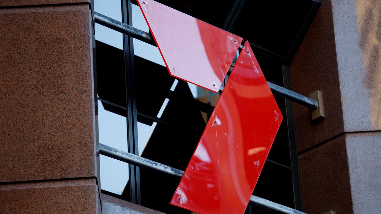 Seven boss leaves for surprise new job