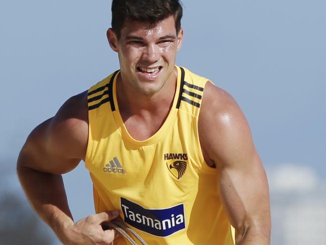 New Hawks recruit Jaeger O'Meara working hard at Hawthorns pre-season training session at Mooloolaba Beach. Photo Lachie Millard