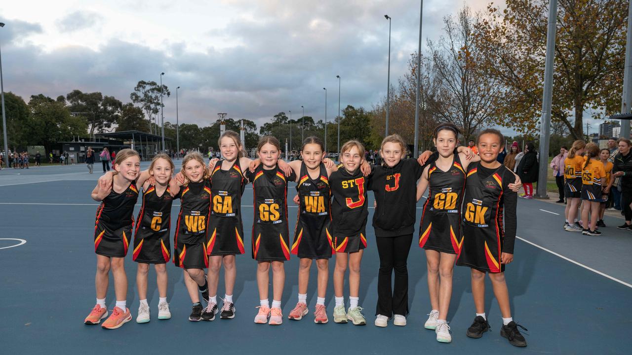 St Joesphs Yellow under-11 netball team.