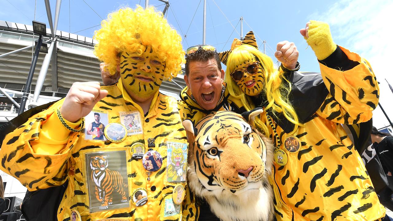 Tiger supporters will see Richmond unfurl its two premiership flags on Thursday night. Picture: AAP Image/Julian Smith