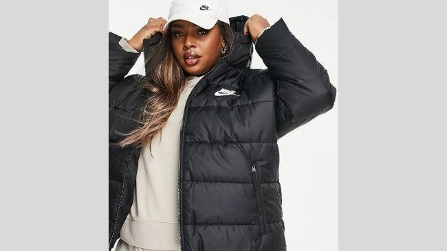 nike women's puffer jacket with hood