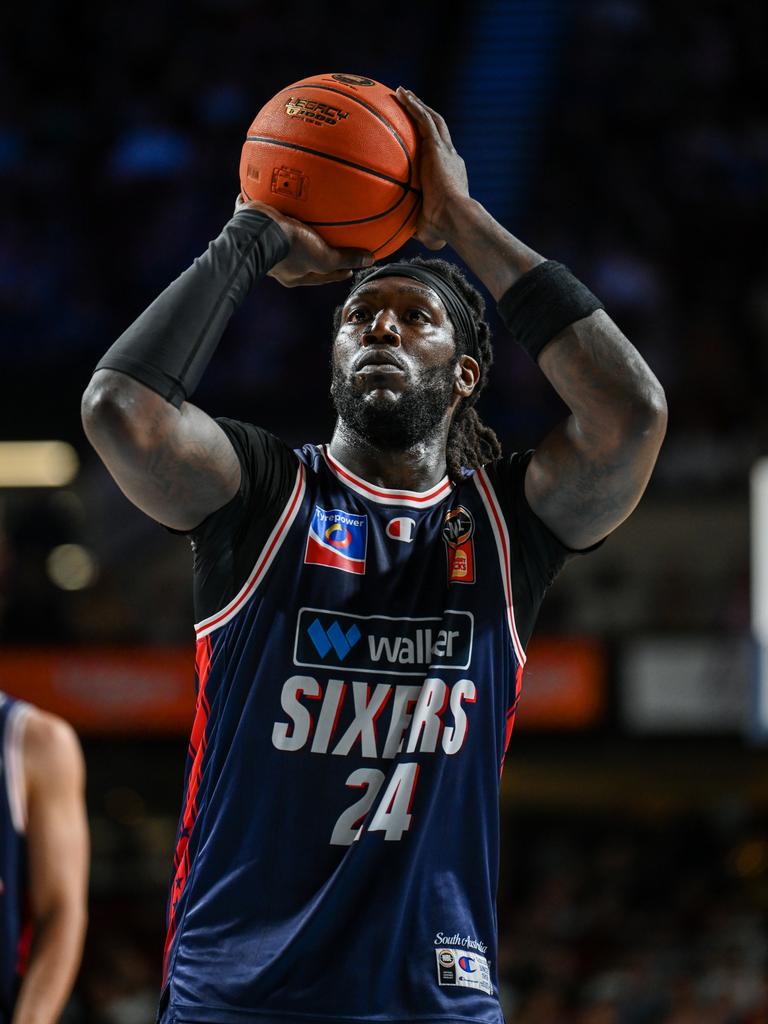 Montrezl Harrell struggled at the line. Picture: Mark Brake/Getty Images