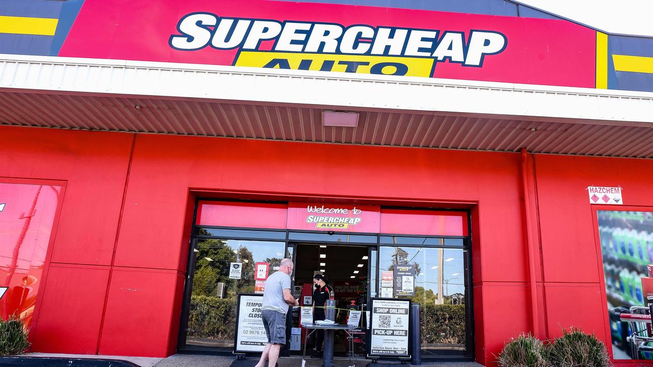 The incident unfolded at the Ashmore Supercheap Auto near the Gold Coast. Picture: NCA NewsWire / Flavio Brancaleone.