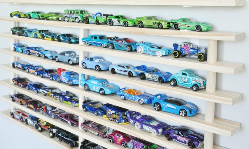 11 Brilliant + Beautiful Hot Wheels Display Ideas  Hot wheels display, Hot  wheels room, Hot wheels display case