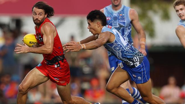 Lachie Weller is set to play round 1 despite rupturing his ACL in June last year. Picture: Getty Images