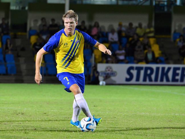 Michael Lee has made a move south from the Brisbane Strikers, joining Port Melbourne Sharks.