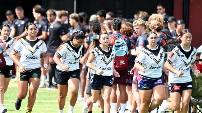 Girls U19s between South Logan and Burleigh Bears.Saturday January 25, 2025. Picture, John Gass