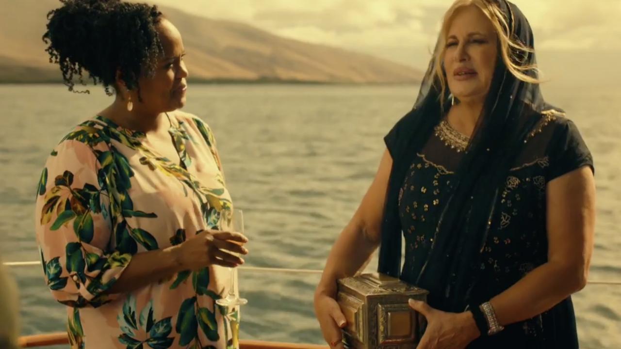 The White Lotus': Jennifer Coolidge on Tanya's Episode 3 Boat Eulogy –  TVLine