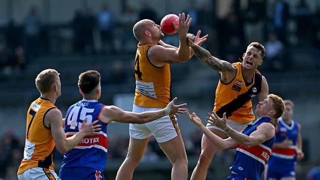 Strathmore and Keilor will battle in the first game of the season after playing off in last year’s Essendon District grand final. Picture: Andy Brownbill