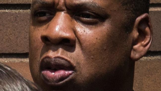 Jay Z’s Sassy Response As Tourist In Paris Doesn’t Recognise Him | News ...