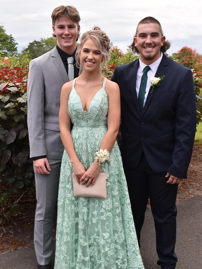 Karissa Giumelli with Blayd Downing and Douglas Swindells ready for the Mackay State High School 2021 Year 12 formal, November 16, 2021. Photo: Tara Miko and Janessa Ekert