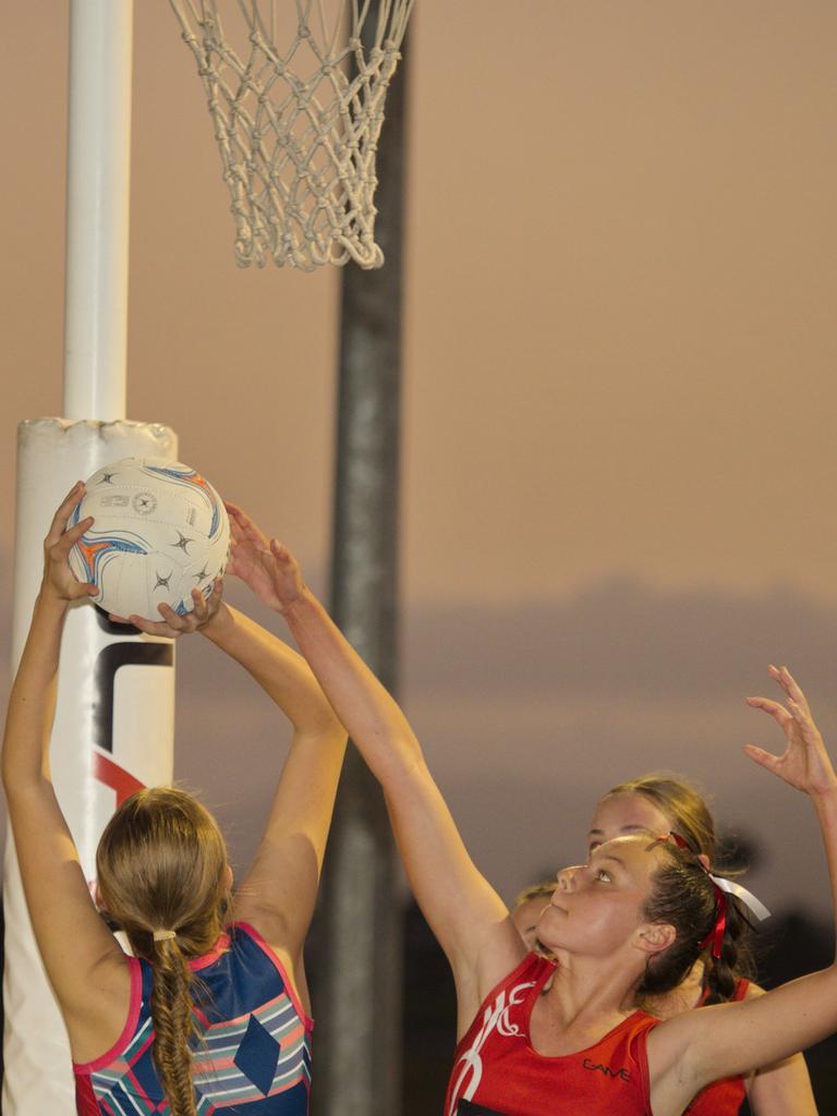 Daarcie Turton of DAS in for the block in the 2021 Mackay Netball Association seniors grand final. September 4th 2021 Picture: Marty Strecker