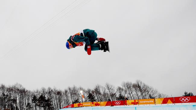 Scotty James competes in the half-pipe final. (Photo by Matthias Hangst/Getty Images)