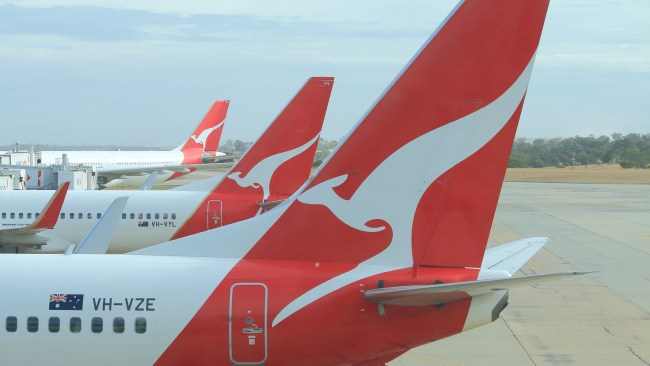 Qantas fares plummet on Pacific Island escapes