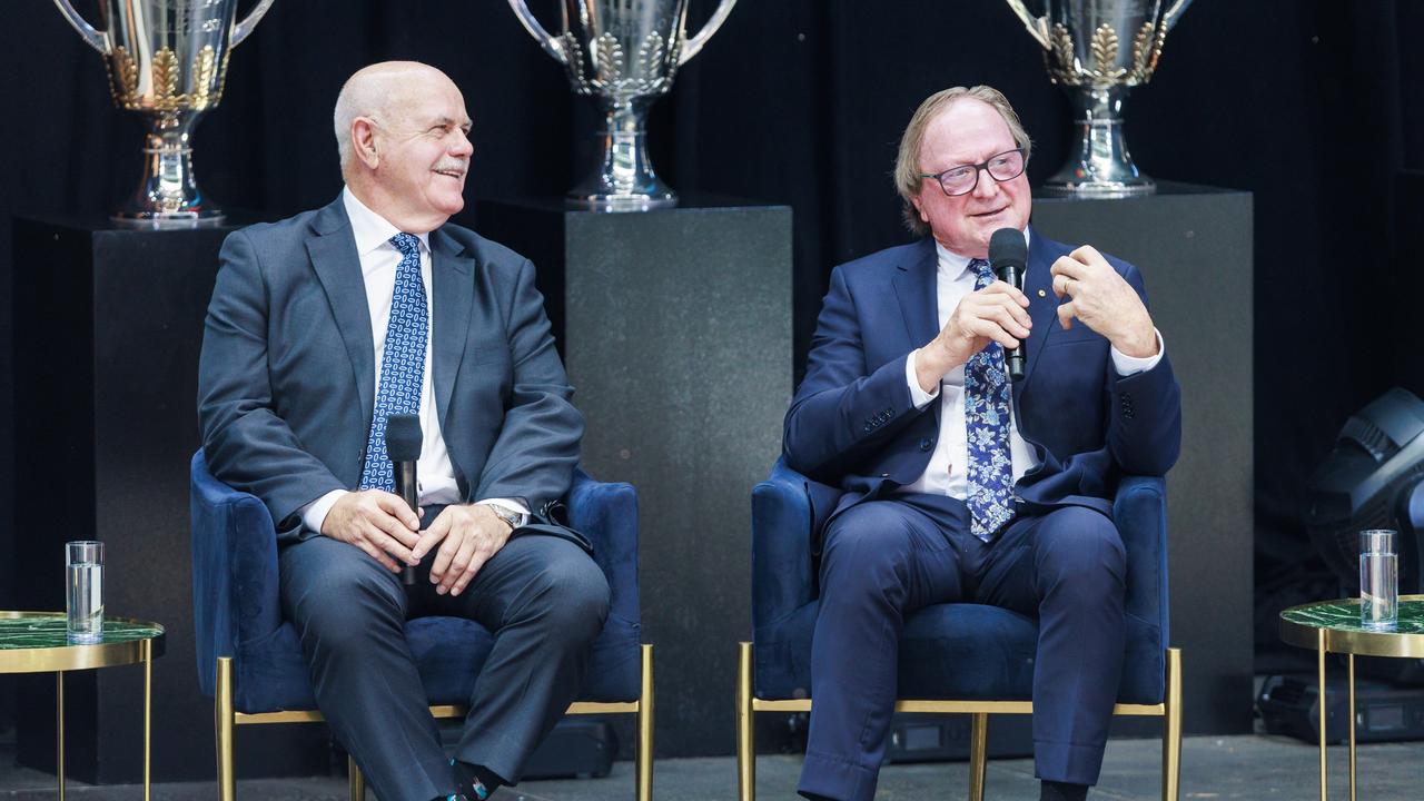 Leigh Matthews and Kevin Sheedy. Picture NCA NewsWire / Aaron Francis
