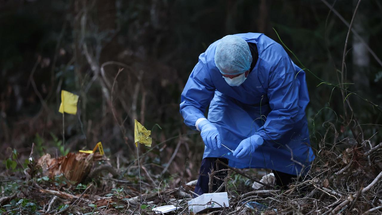 Police conduct a search in Good Night Scrub National Park looking for the missing 17 year old Pheobe Bishop. Pics Adam Head