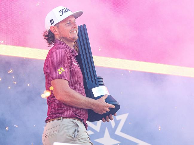 BEDMINSTER, NEW JERSEY - AUGUST 13: Captain Cameron Smith of Ripper GC celebrates after winning first place individual champion during day three of the LIV Golf Invitational - Bedminster at Trump National Golf Club on August 13, 2023 in Bedminster, New Jersey.   Mike Stobe/Getty Images/AFP (Photo by Mike Stobe / GETTY IMAGES NORTH AMERICA / Getty Images via AFP)