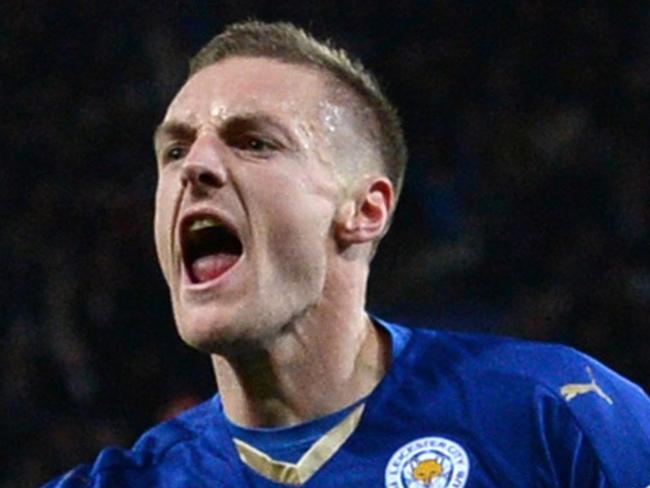 Leicester City's English striker Jamie Vardy celebrates after scoring during the English Premier League football match between Leicester City and Manchester United at the King Power Stadium in Leicester, central England on November 28, 2015. AFP PHOTO / OLI SCARFF RESTRICTED TO EDITORIAL USE. No use with unauthorized audio, video, data, fixture lists, club/league logos or 'live' services. Online in-match use limited to 75 images, no video emulation. No use in betting, games or single club/league/player publications.