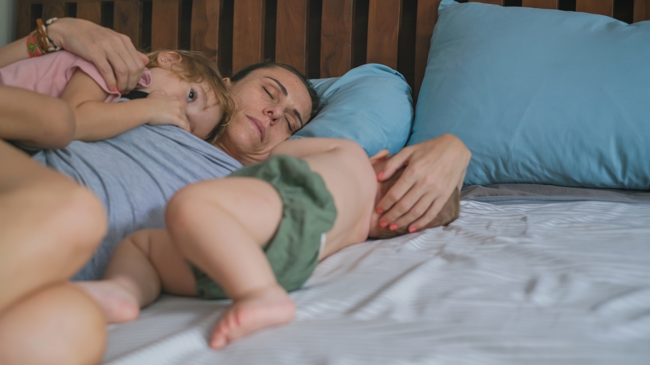 Sleeping Mum Sex - Getting more sleep increases your chances of having sex | Dr Harvey Karp |  Kidspot