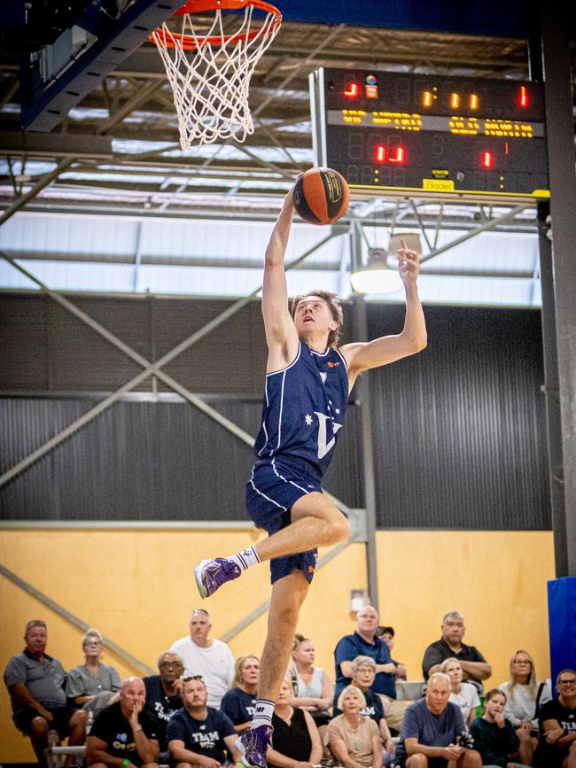 Victoria Metro guard Luke Fennell in action against Queensland North at the Under-18 National Championships. Picture: Taylor Earnshaw Photography