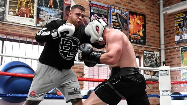 Paul Gallen sparring with Tai Tuivasa last week. Picture: Grant Trouville