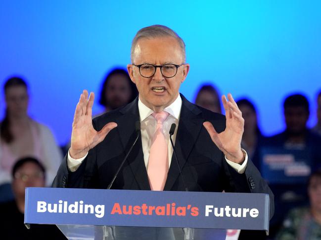 ADELAIDE, AUSTRALIA - NewsWire Photos November 3, 2024: Australian Prime Minister Anthony Albanese joined South Australian Premier Peter Malinauskas in Adelaide on Sunday for a campaign rally. Picture:  NewsWire / Dean Martin