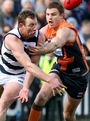 Steve Johnson as a Cat battles soon-to-be Giants teammate Heath Shaw.