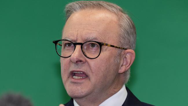 NCA 2025 FEDERAL ELECTION Labor BUS. DAY 3 31/03/2025 Prime Minister Anthony Albanese on the campaign trail In Western Australia Visiting St John of God Midland Hospital in Perth for funding announcement along with .Picture: Jason Edwards/NewsWire