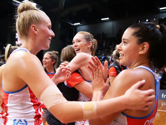 SYDNEY, AUSTRALIA - MAY 05:  Helen Housby of the Swifts (C) celebrates with team mates after victory in the round 11 Super Netball match between the Swifts and the Fever at Sydney Olympic Park Sports Centre on May 5, 2017 in Sydney, Australia.  (Photo by Matt King/Getty Images)