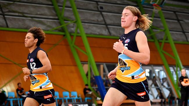 Elijah Brown and Harley Reid of the Bendigo Pioneers. (Photo by Josh Chadwick/AFL Photos via Getty Images)