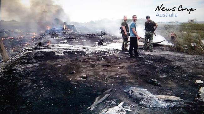 MH17 Video: Rebels Thought Shot Down Plane Was A Ukraine Fighter Jet ...