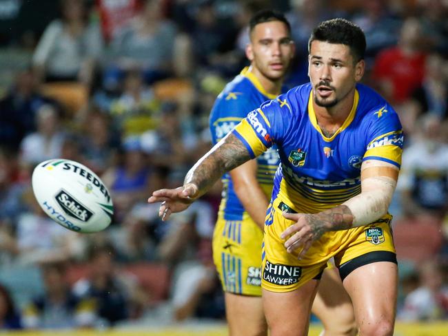 The Titans are frontrunners to sign Nathan Peats.