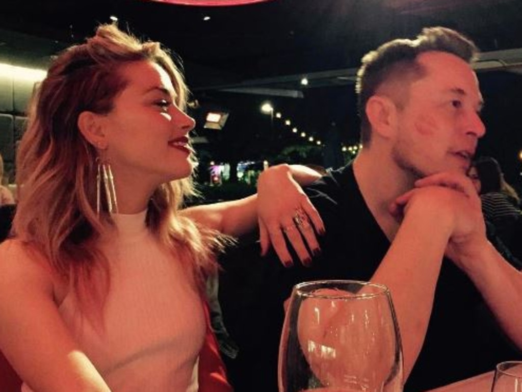 Elon Musks singer girlfriend Grimes pregnant, claims Instagram |  news.com.au — Australias leading news site