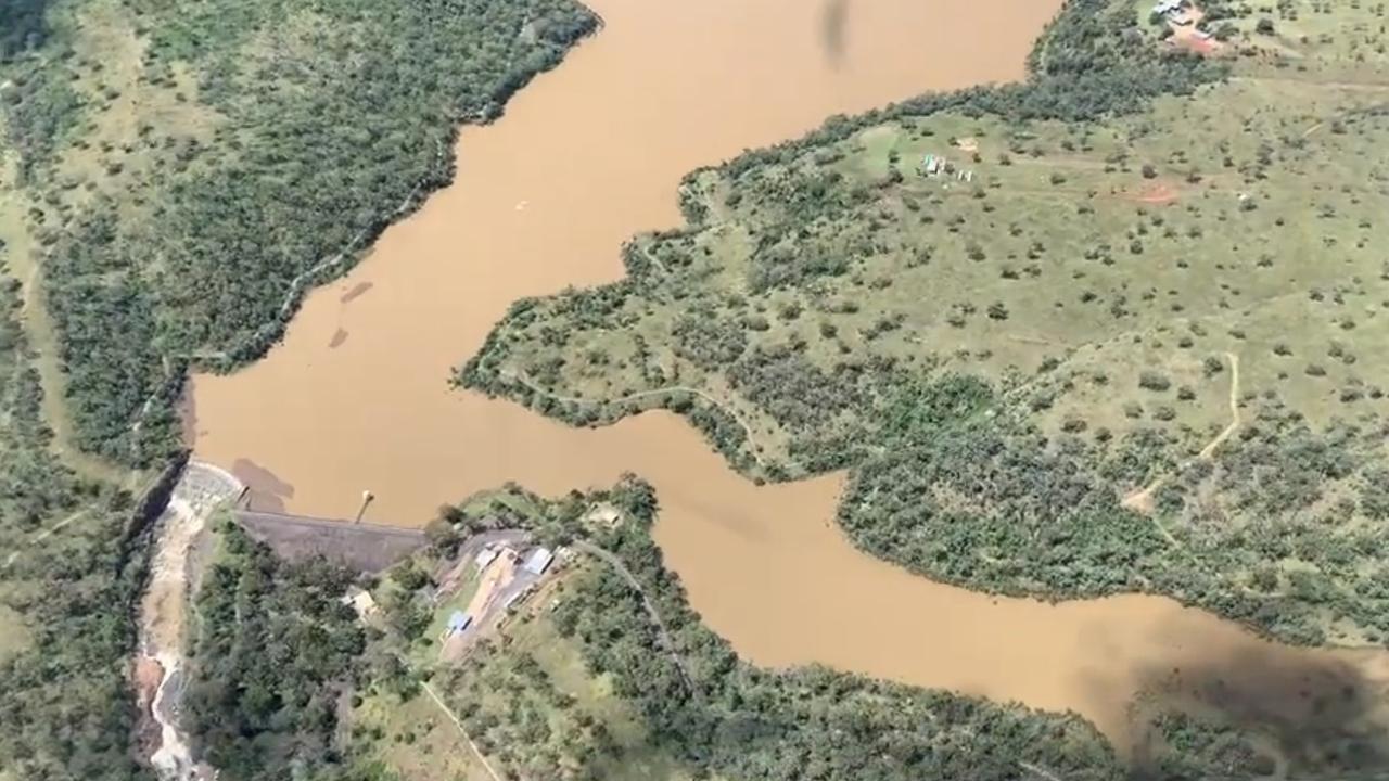 Footage of Cooby Dam at full capacity.