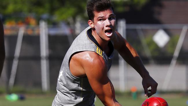 Hawthorn training at Waverly. Jaeger O'Meara . Pic: Michael Klein