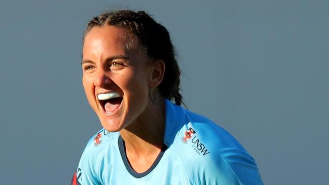 Katrina Barker reacts during the Super W match at Concord Oval.