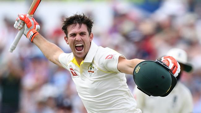 Mitch Marsh put in a stunning shift at the WACA. (AAP Image/Dave Hunt)