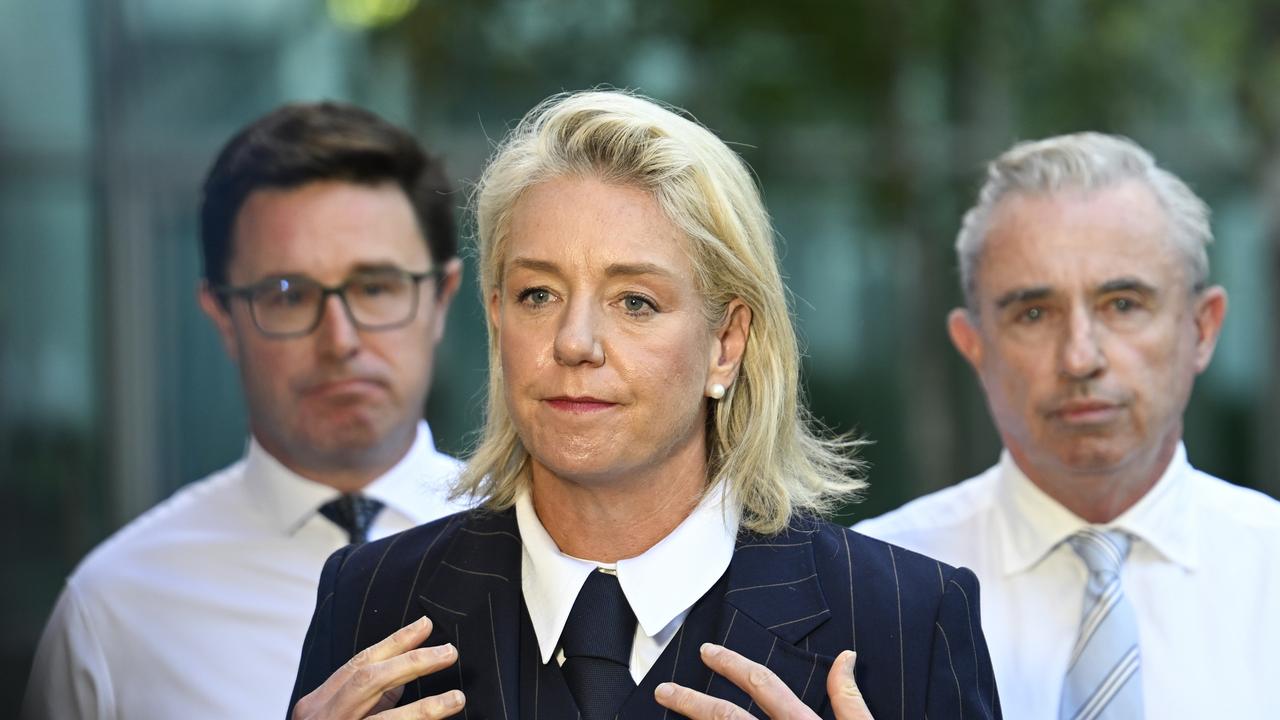 Libs, Nats on poll, policy crash path