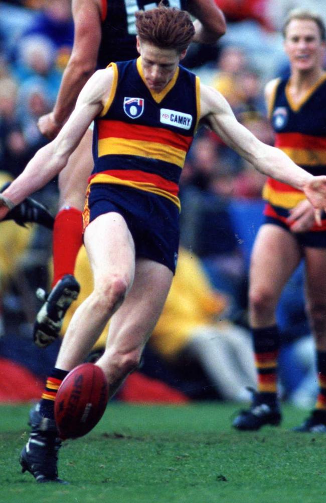 Ben Hart – the first Crow to 300 games – in action in 1994.