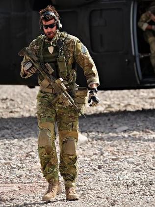 Victoria Cross recipient Ben Roberts-Smith urges nation to come ...