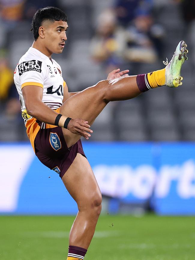 Deine Mariner warms up ahead of the round 19 NRL match between the Parramatta Eels and the Brisbane Broncos at CommBank Stadium. Picture: Cameron Spencer/Getty Images