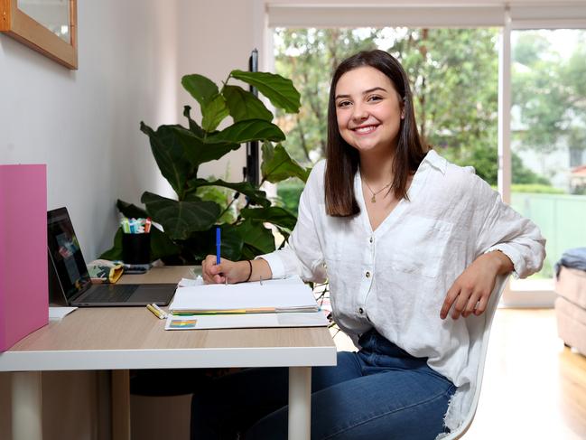 Year 12 student Paige Persijn is studying for her HSC at home in Caringbah. Picture: Toby Zerna