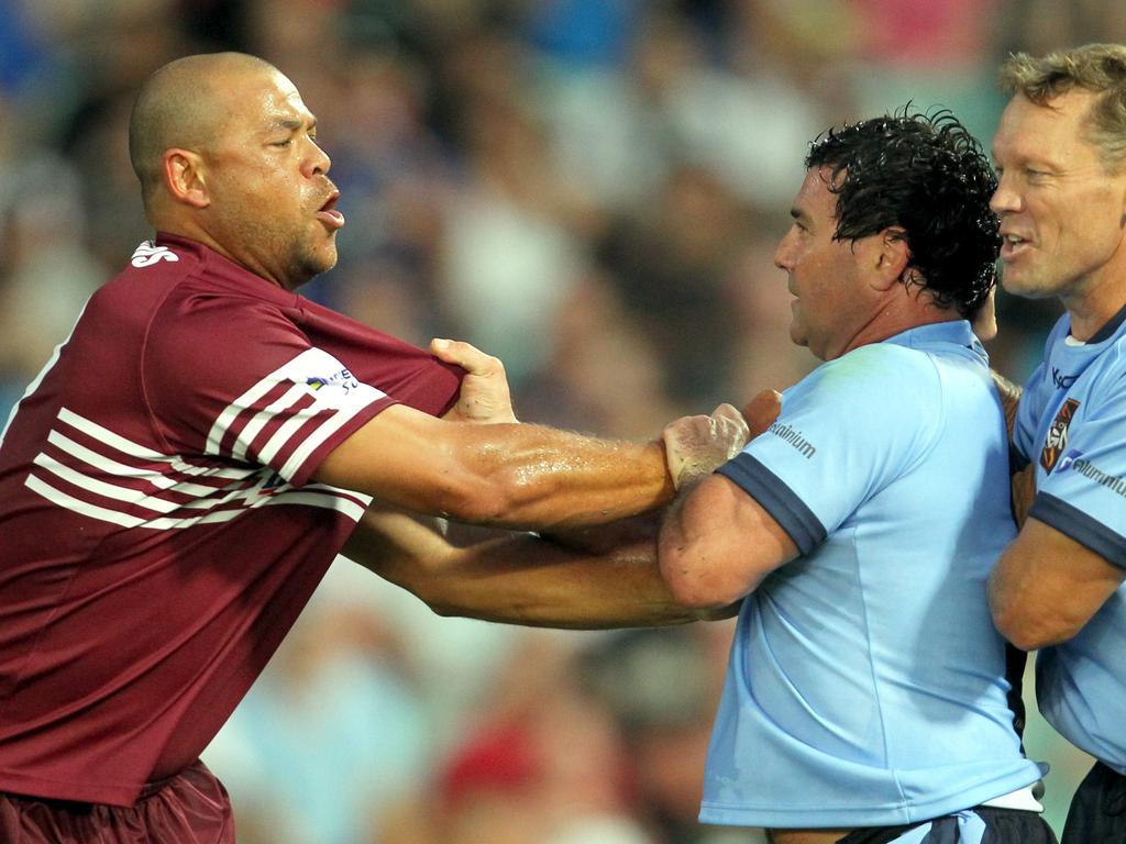 A rugby league tragic, Andrew Symonds went toe-to-toe with Benny Elias when they faced each other in a Legends of Origin charity match in 2011.