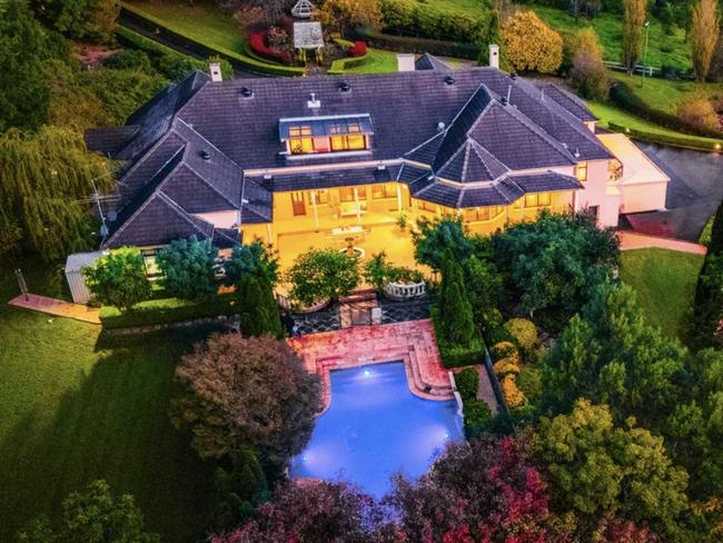 **FOR THE WEEKEND TELEGRAPH ONLY** JONATHAN CHANCELLOR REAL ESTATE COLUMN*  2) The Dural abode of pharmacy boss and accused $10m fraudster Ben Huynh is being pursued by the AFP6 Stonelea CourtDural, NSW 2158https://www.property.com.au/nsw/dural-2158/stonelea-ct/6-pid-12152199/
